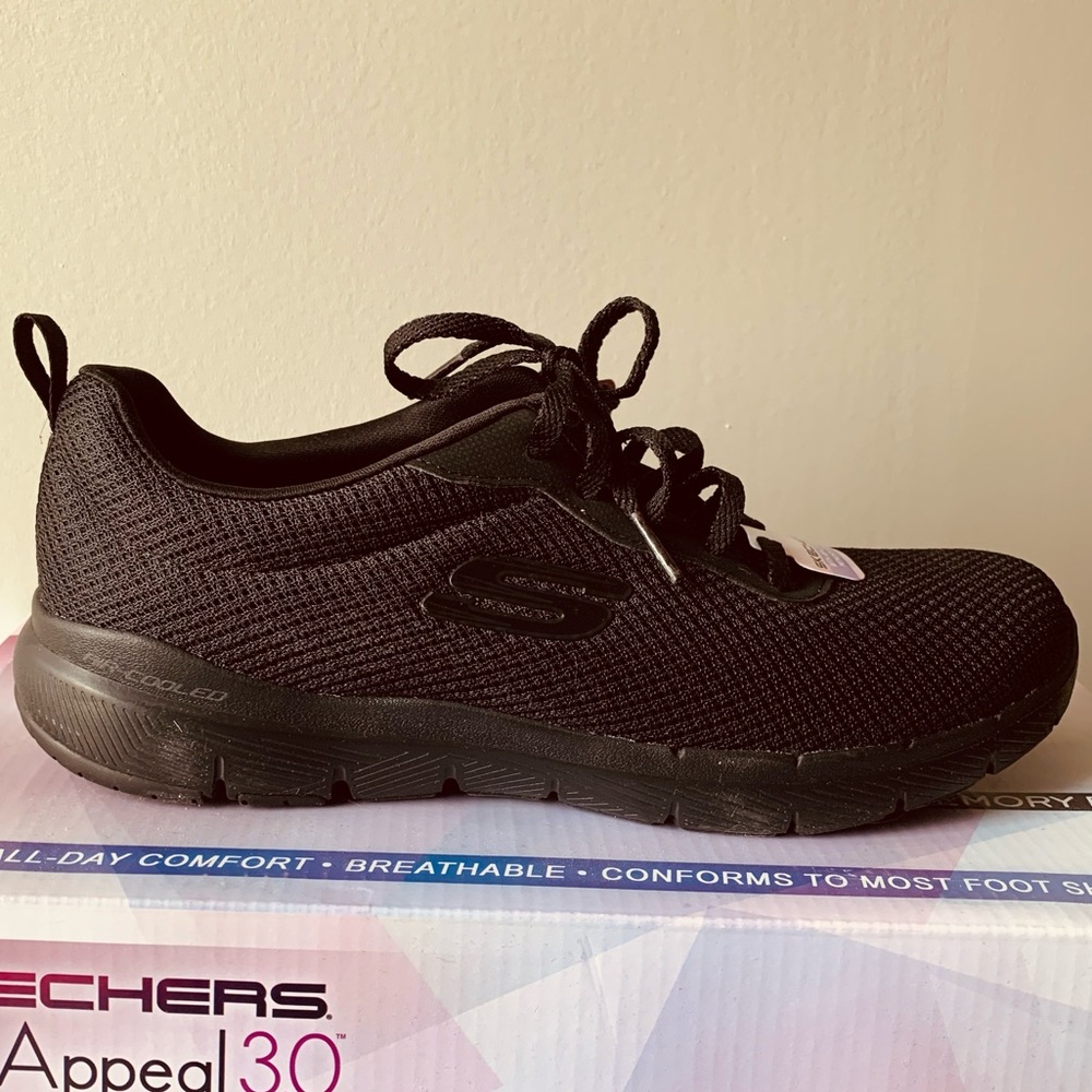 Skechers Insight Trainer. OBO
